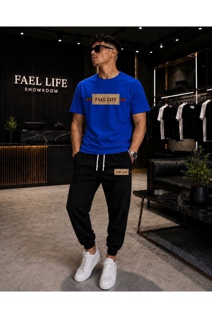 Unisex Wide Cut T-Shirt and Trackpants Striped Printed Set