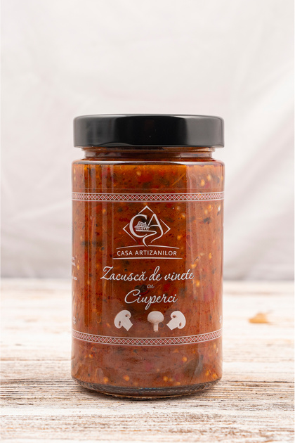 Zacusca de ciuperci Casa Artizanilor, 345 g, preparată din legume românești, fără aditivi