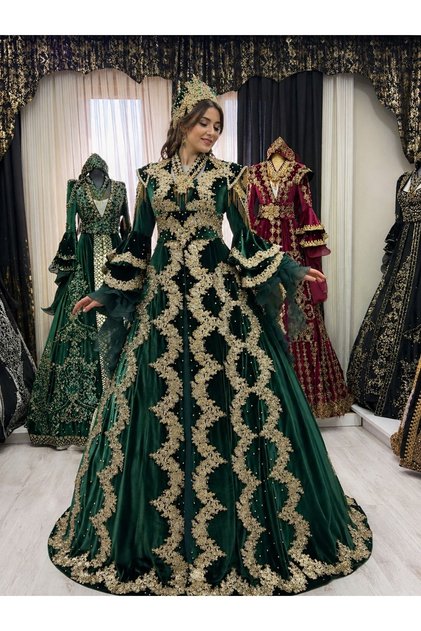 Yeşil Renk Gold Motif İşlemeli Gelin Kaftanı Yeşil İç Elisesiyle