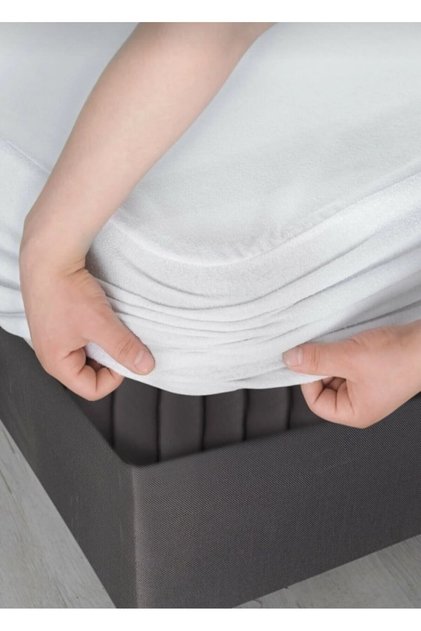 Economical Liquid-Proof Fitted Mattress Protector with Elastic on All Sides