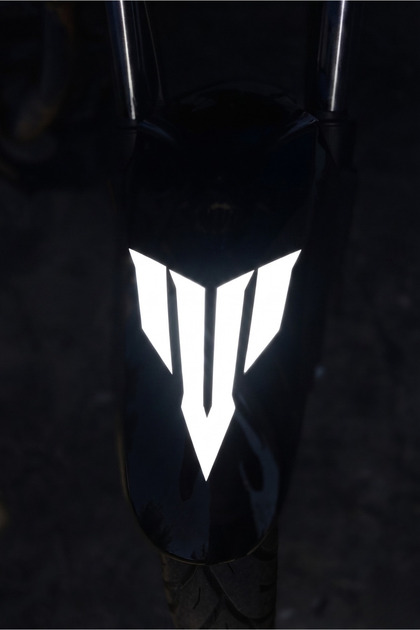 Decorative Sticker Reflective Mt Logo Sticker for Motorcycle 15Cmx12Cm