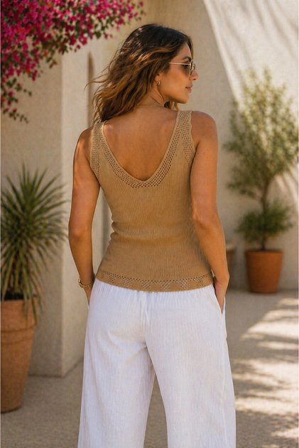 Vizon V Sırt Dekolteli Camel Triko Atlet Fit Kesim Yazlık Nefes Alan Şık Basic Bluz