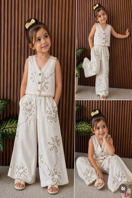Girl's Floral Embroidered Vest Suit