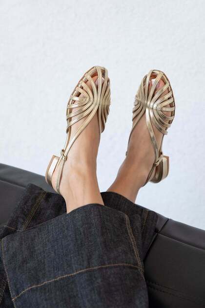 Lester Women's Leather Ballerinas Gold