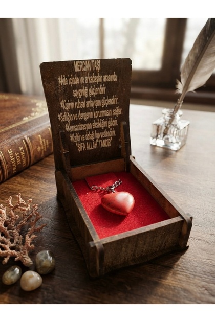 Coral Stone Natural Stone Heart Model Necklace with Wooden Box