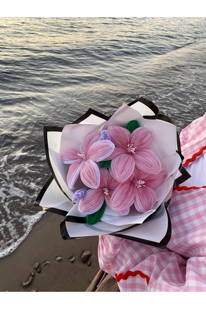 Blush bloom buket