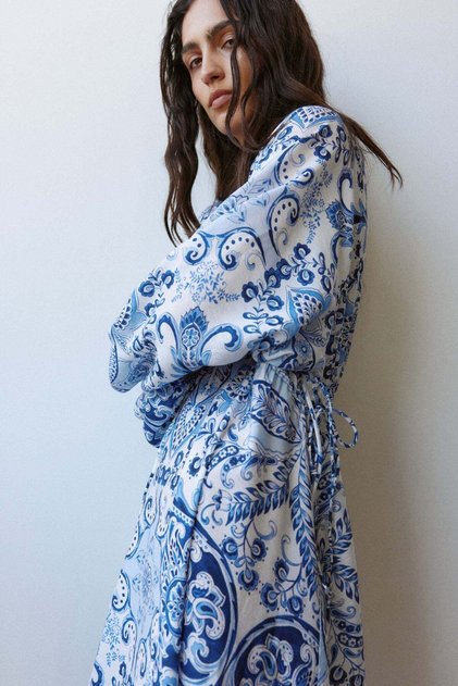Balloon-sleeved tunic dress