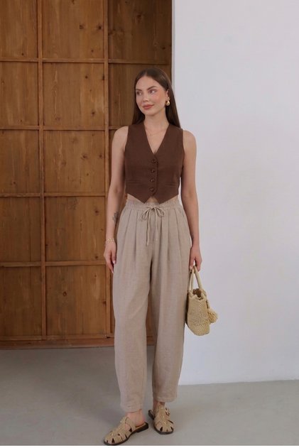 Comfortable Cut Pants with Elastic Waist and Laces