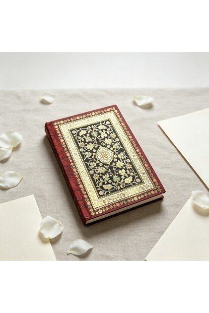High quality A6 lined hardcover notebook, 192 pages, elegant floral print, gold embossed, perfect gift for birthdays, Christmas, offices, and schools.