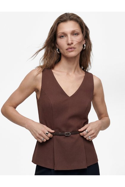 Belt Detail V-Neck Sleeveless Blouse