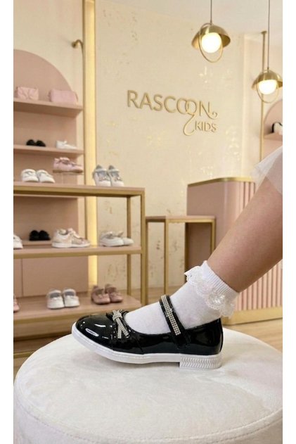 Girls' Ballerina Flats with Velcro Bow Detail, Non-Slip Lightweight Sole, Suitable for Kindergarten, Daycare, Weddings, and Everyday Wear Rcn0013