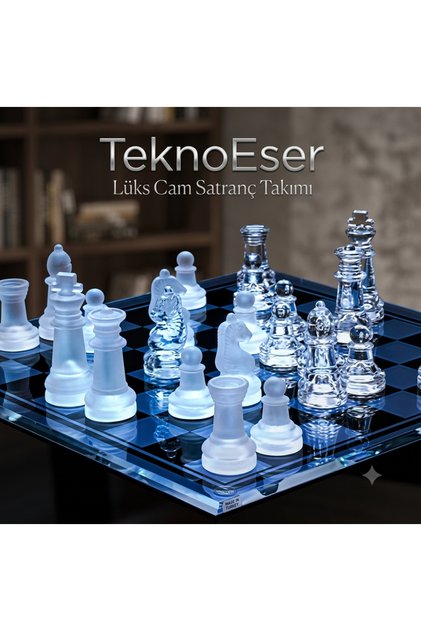 Lüks Cam Satranç Takımı - Büyük Boy Mat ve Parlak Kristal Görünümlü Cam Satranç Seti