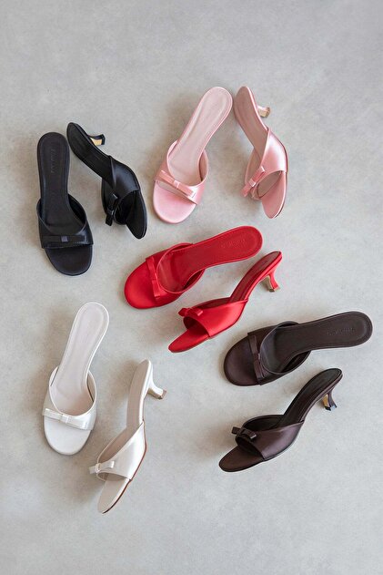 Owen Women's Heeled Satin Sandals Powder