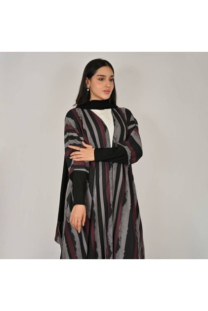 Wrap Abaya with Flowy Kloochee Cut and Stretch Sleeves