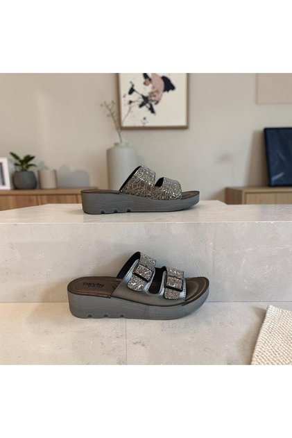 Da-Ye Devin Smoked Adjustable Double Buckle Glittery Slippers