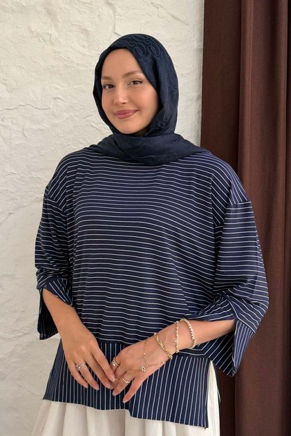 Çizgili Bisiklet Yaka Oversize Sweatshirt-LACİVERT