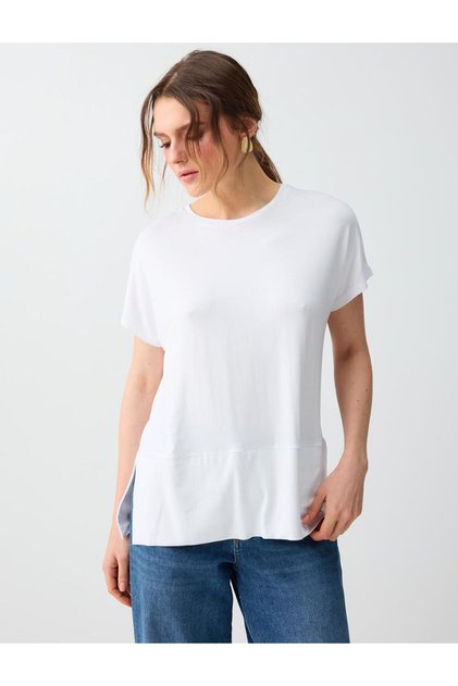White Relaxed Fit Round Neck Off Shoulder Knitted Blouse