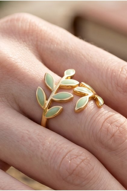Women's Premium Ring Adjustable Gold Plated Green Enamel Leaf Ring