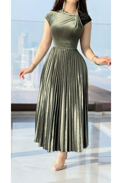 Pleated Midi Dress Without Sleeves