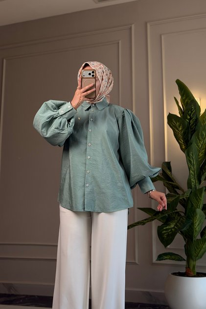 8199 - Stylish Comfortable Peach Balloon Sleeve Shirt