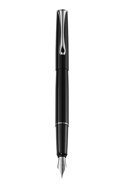 Stilou Esteem, cu penita F, din otel inoxidabil - black lacquer