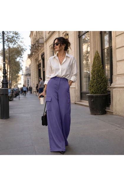Pantaloni largi
