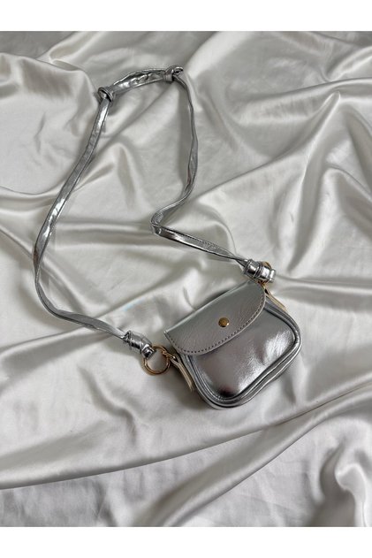 Martina Model Hand and Women's Shoulder Bag Mini Bag Silver (Phone Won'T Fit)