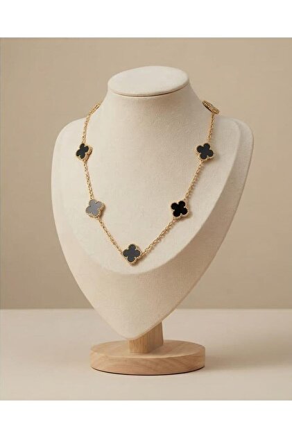 5Li V C Black Stone Necklace