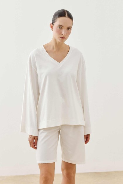 V-Neck Long Sleeve T-Shirt Ecru