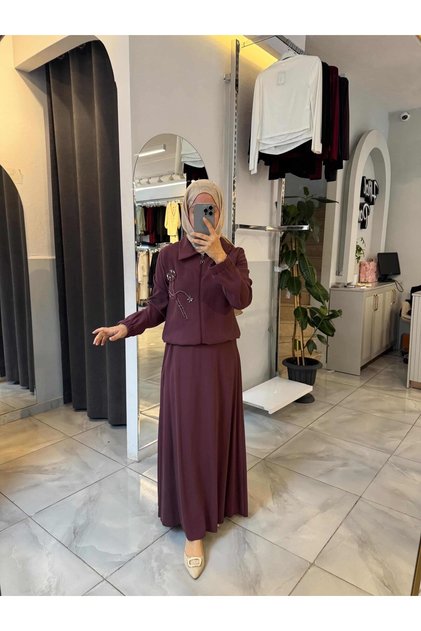 HÜMA ETEKLİ TAKIM