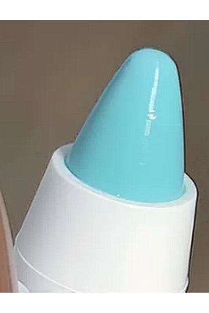 Highly Pigmented Shimmering Korean Pencil Illuminator Pencil Eyeshadow (Mint Blue)