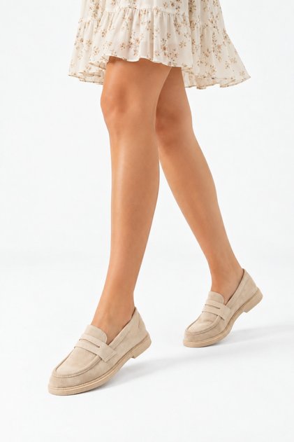 Pantofi de damă Gigi din piele intoarsa P323-Bej