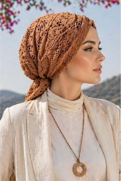Kahve Hazır Dantel Tokalı Bone