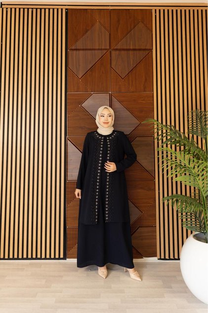 Plus Size Maternity Dress with Daisy Stone Decoration