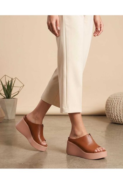 Alya Sole Women's Slippers