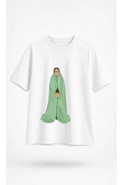 Mother and Child Blanket Wrapped Funny Printed Oversize T-Shirt