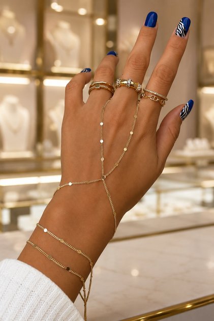 Pul Detaylı Şık Özel Model Şahmeran