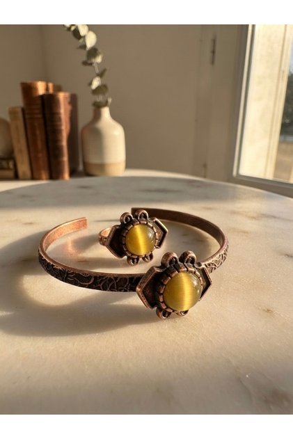 Authentic Flower Motif Copper Body Adjustable Bracelet and Ring Set with Serpentine Natural Stone