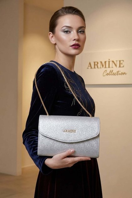 C14-26Y Women's Hand and Shoulder Bag Silver