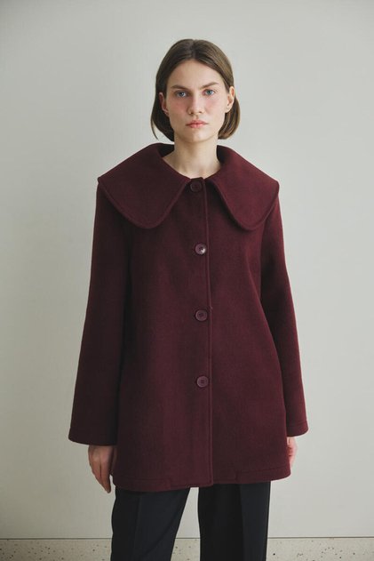 Bordo Wide-Collar Minimal Coat