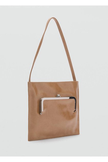 Shoulder bag with pocket