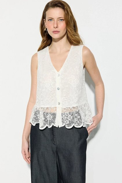 Buttoned Lace Blouse - Ecru