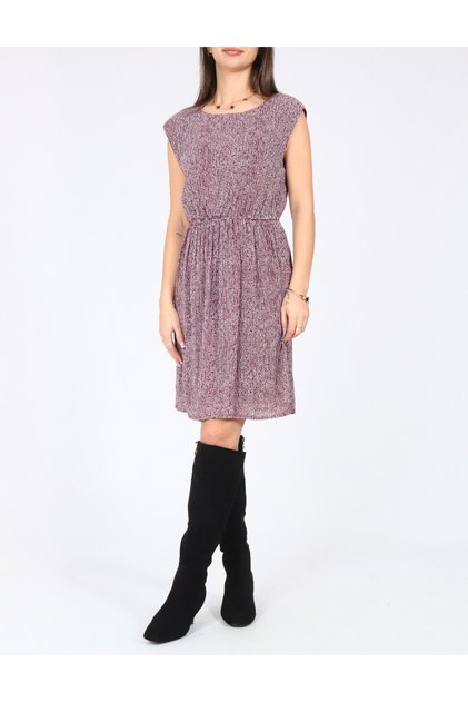 Rochie scurta, Visiniu