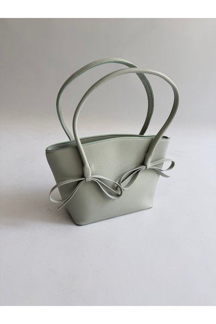 Alya Model Hand and Women's Shoulder Bag Green