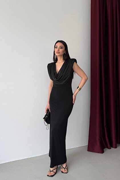 Black Degaje Collar Sleeveless Long Dress