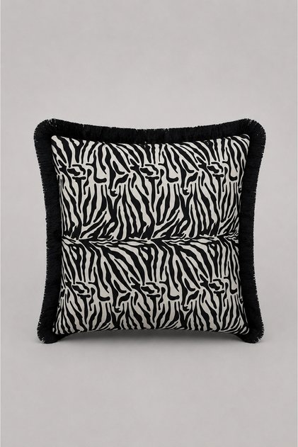 Zebra Patterned Tasseled Babyface Woven Decorative Throw Pillow Cover