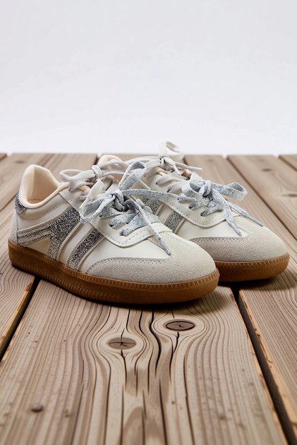 Women's Retro Sports Shoes Color Blocked Lace-Up Flat Heeled Comfortable Casual Sneaker Comfortable Modern