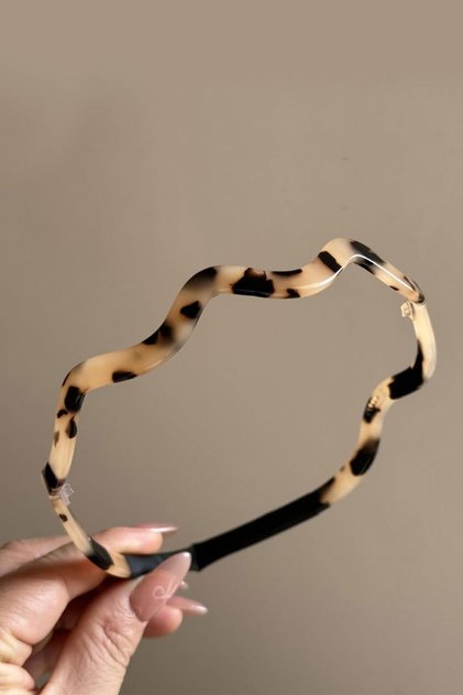 Luxury Acetate Wavy Crown