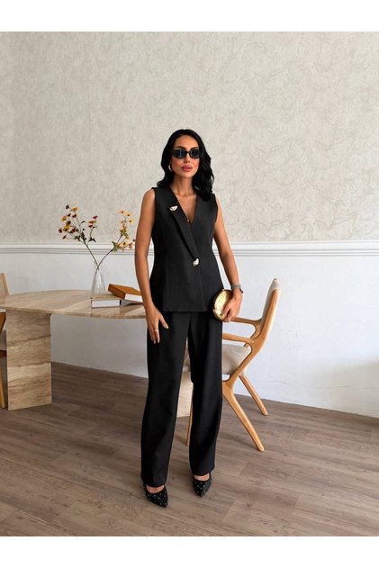 Women's Vest Pants Gold Button Detailed Stylish Two-Piece Set