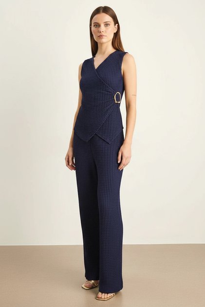 Women's Double-Breasted Collar Draped Blouse with Accessory Detail, Elastic Waist, Wrinkled Navy Blue Suit